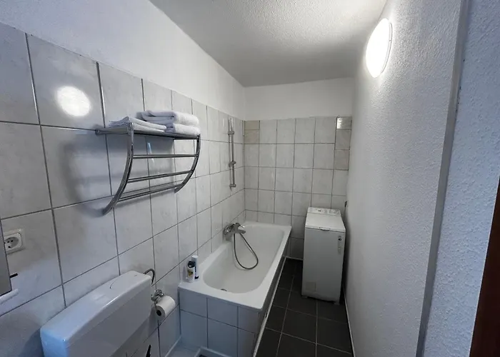 9 In Der Altstadt Von * Stadtroda